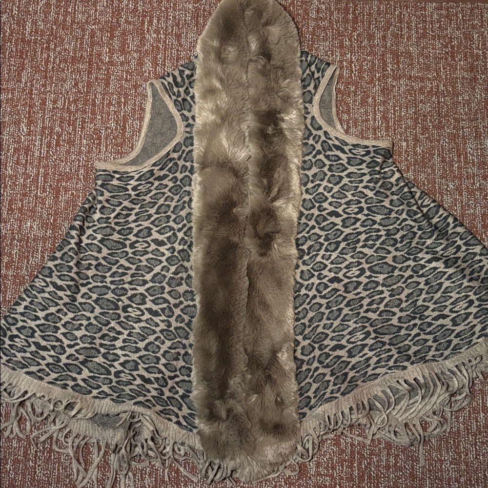 Northern Angel Leopard Print fringe fur trim sleeveless layering vest cozy L/XL